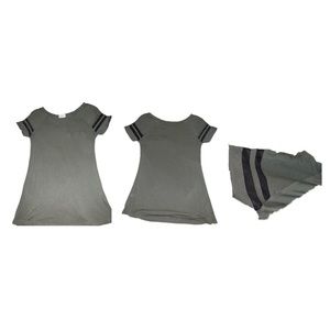 T-shirt with mesh stripes